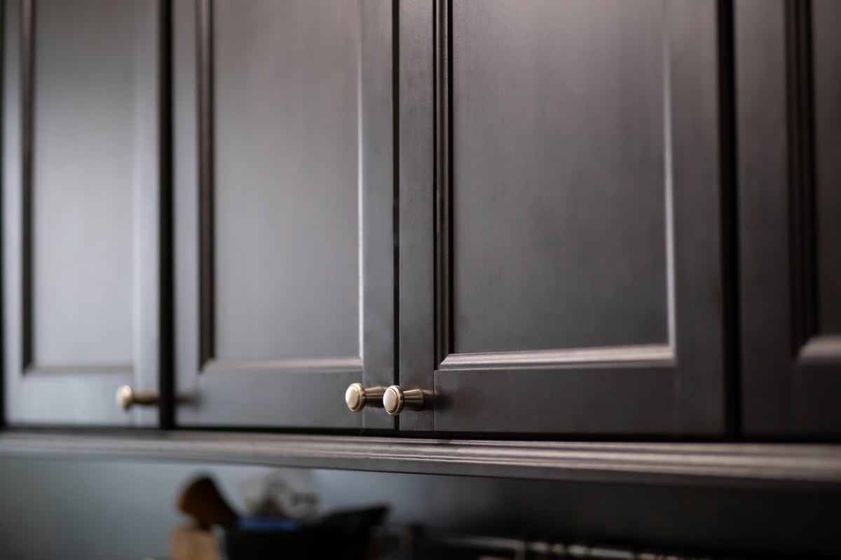 Charcoal / Dark cabinet option